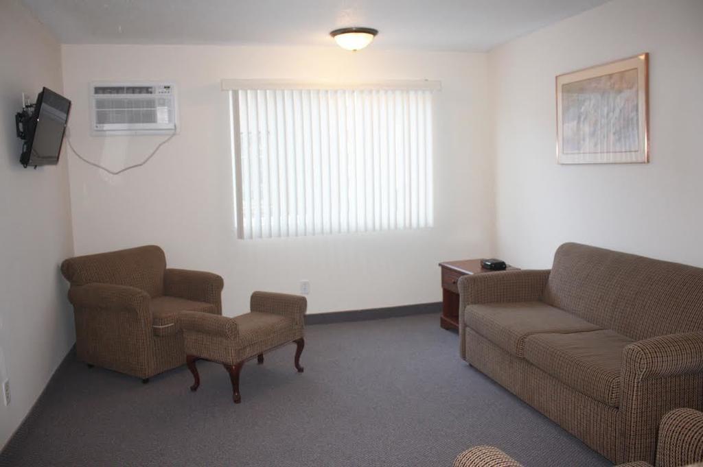 بورت هرون Main Street Lodge And Suites الغرفة الصورة