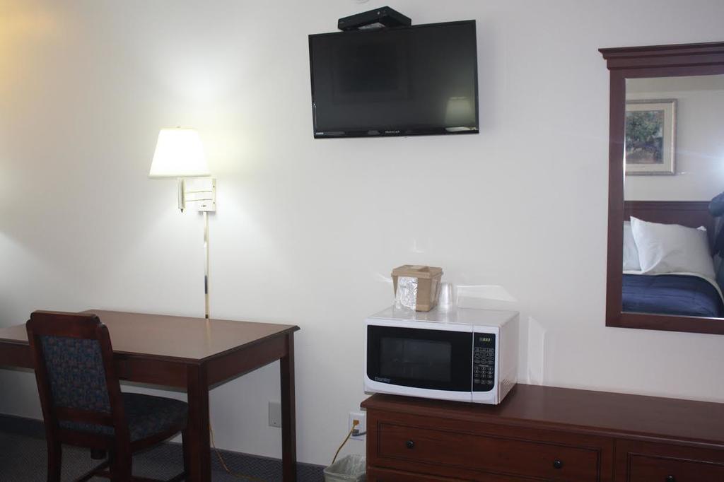 بورت هرون Main Street Lodge And Suites المظهر الخارجي الصورة