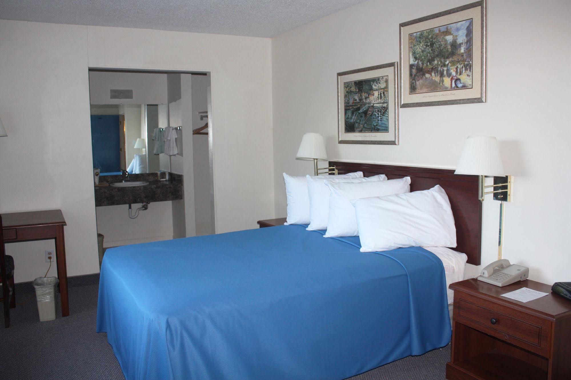 بورت هرون Main Street Lodge And Suites المظهر الخارجي الصورة