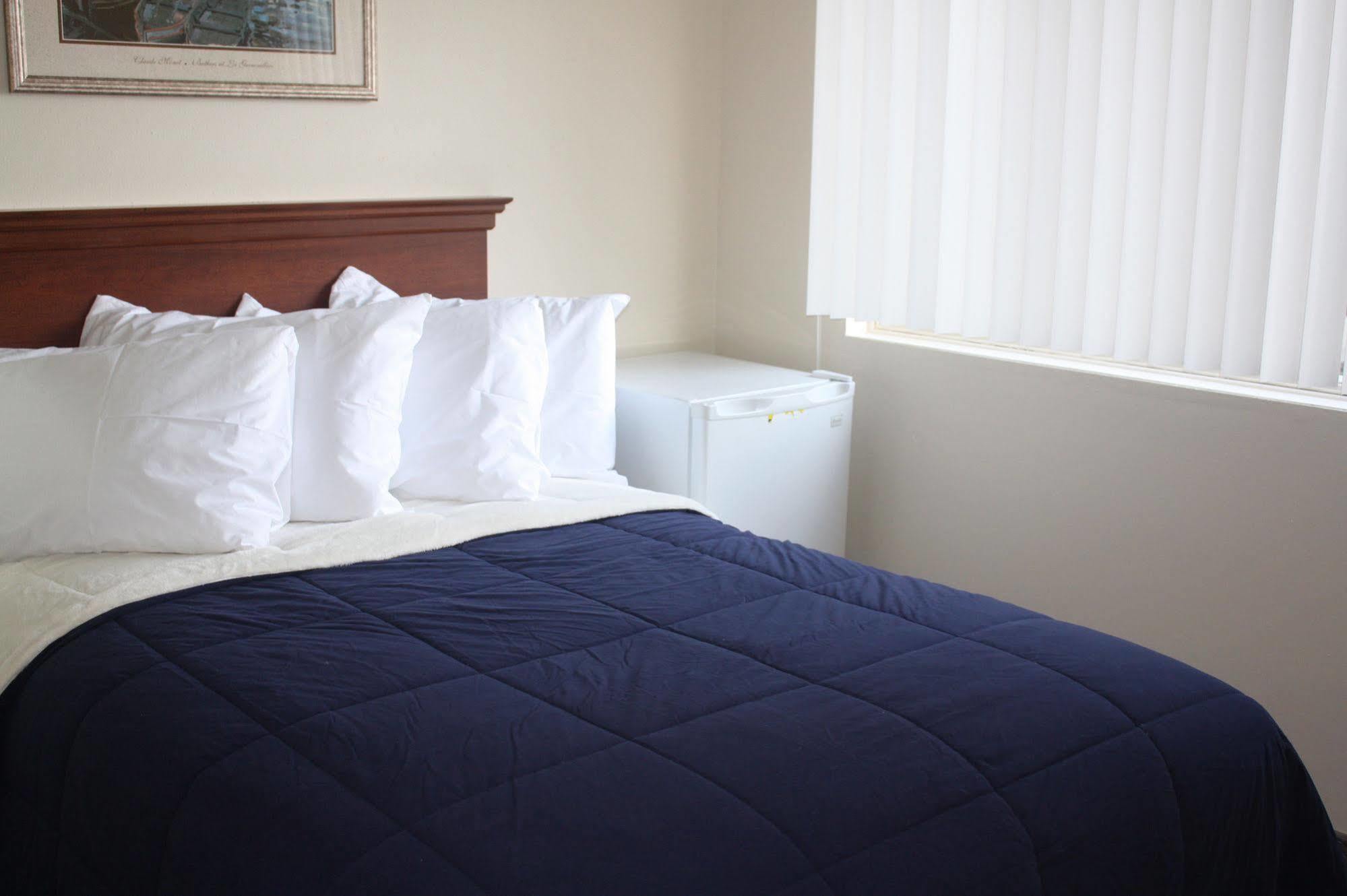 بورت هرون Main Street Lodge And Suites المظهر الخارجي الصورة